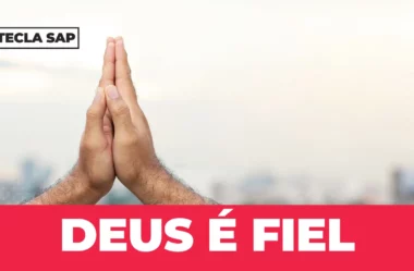 Deus é fiel em inglês é…