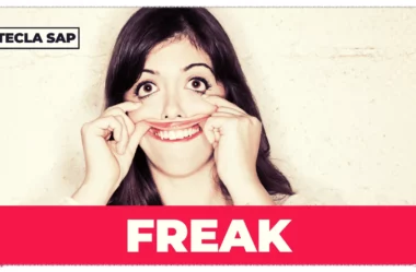 FREAK? Qual é o significado e a tradução de “FREAK”?